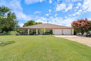 1301 County Road 448, Taylor, TX 76574