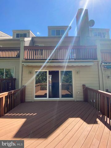 326 BRIGADE CT, Chesterbrook, PA 19087
