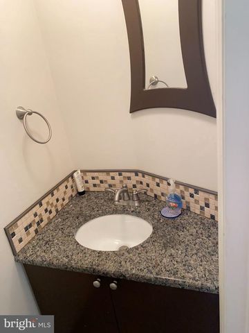 326 BRIGADE CT, Chesterbrook, PA 19087