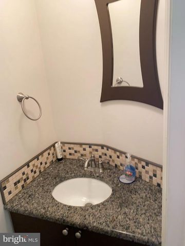 326 BRIGADE CT, Chesterbrook, PA 19087