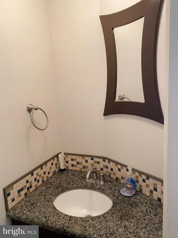 326 BRIGADE CT, Chesterbrook, PA 19087