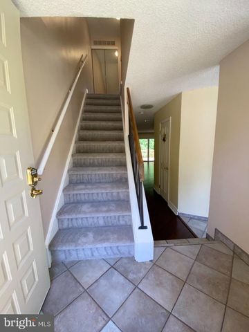 326 BRIGADE CT, Chesterbrook, PA 19087