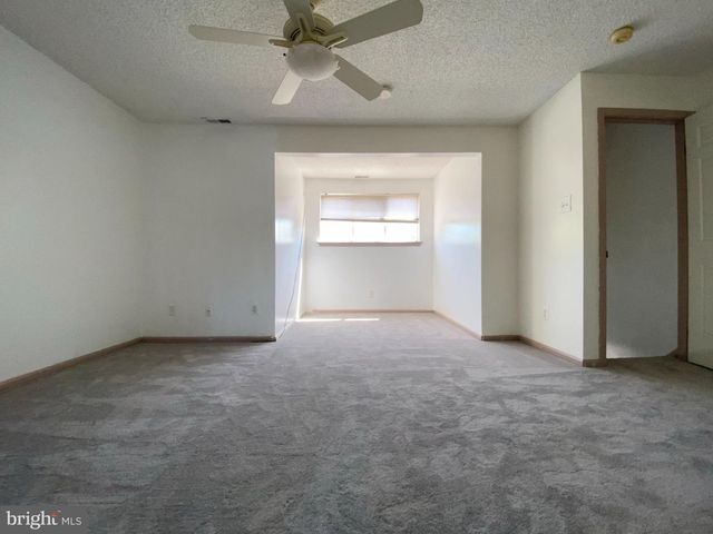 326 BRIGADE CT, Chesterbrook, PA 19087