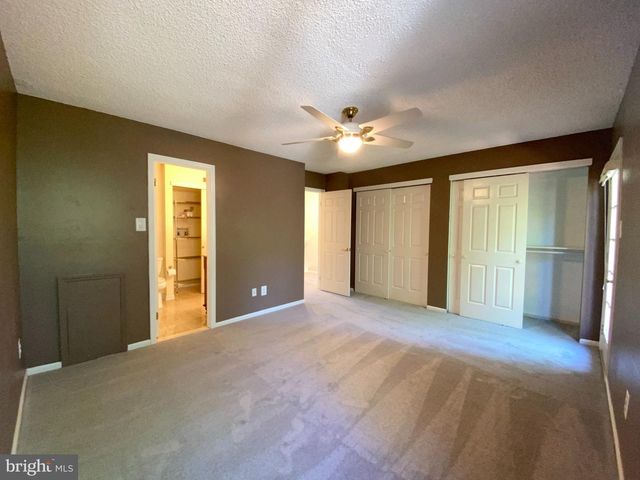 326 BRIGADE CT, Chesterbrook, PA 19087