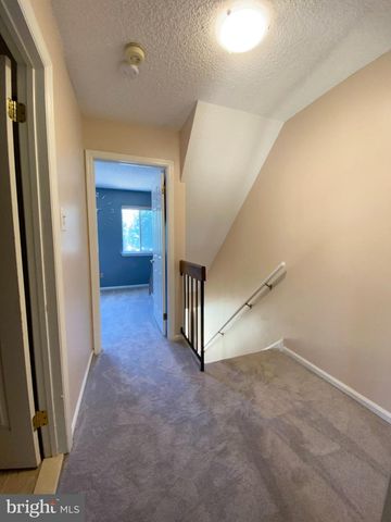326 BRIGADE CT, Chesterbrook, PA 19087