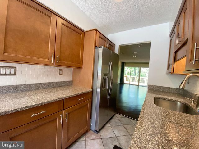 326 BRIGADE CT, Chesterbrook, PA 19087