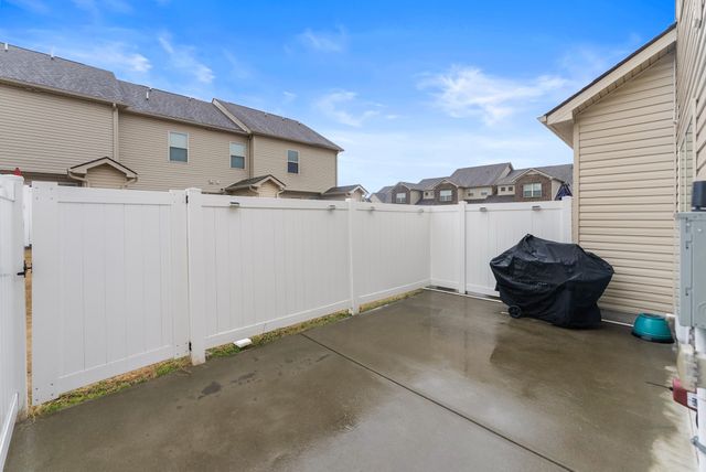 904 Harold Lee Dr, Smyrna, TN 37167