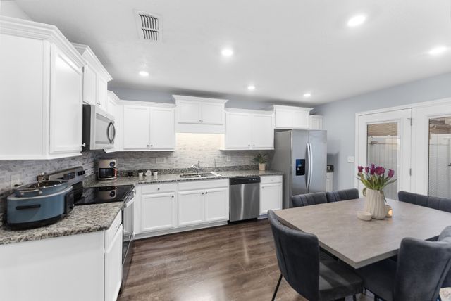 904 Harold Lee Dr, Smyrna, TN 37167