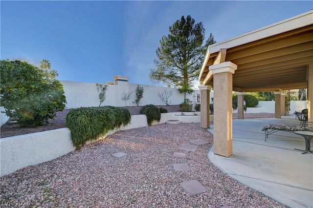 8805 Smokey Drive, Las Vegas, NV 89134