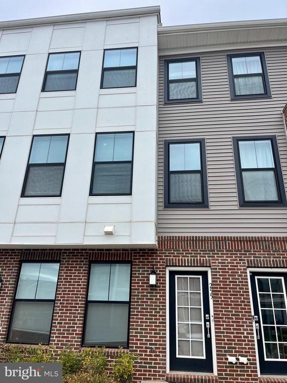 255 AARON TRUEHART, Titusville, NJ 08560