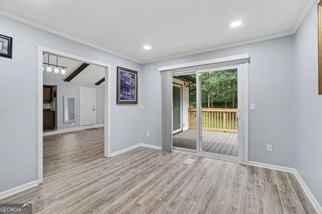 102 McKinley Circle, Lagrange, GA 30240