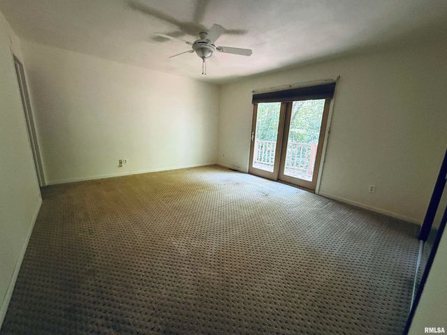 1533 HICKORY POINT Road, Metamora, IL 61548