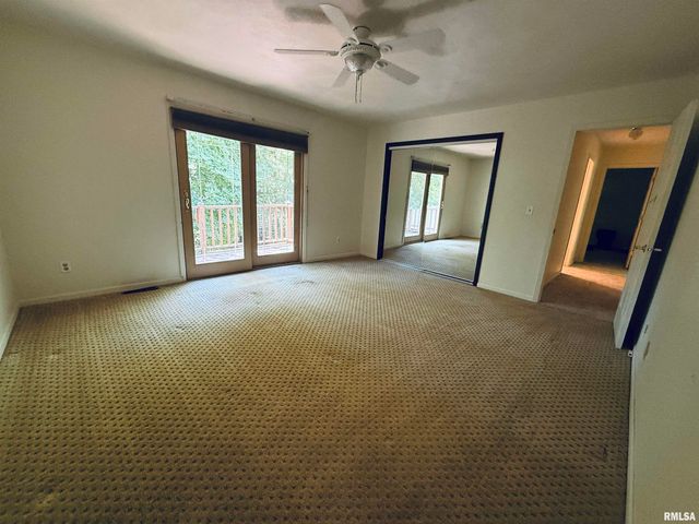 1533 HICKORY POINT Road, Metamora, IL 61548