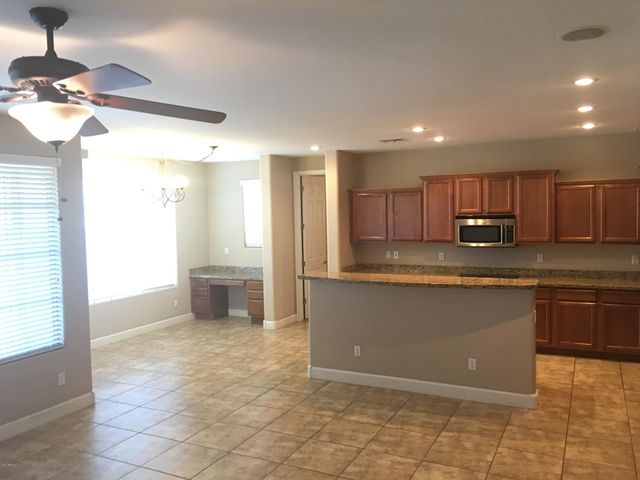 300 W Wisteria Place, Chandler, AZ 85248