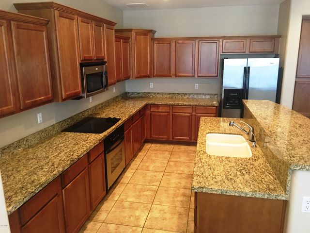 300 W Wisteria Place, Chandler, AZ 85248