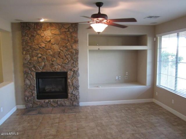 300 W Wisteria Place, Chandler, AZ 85248