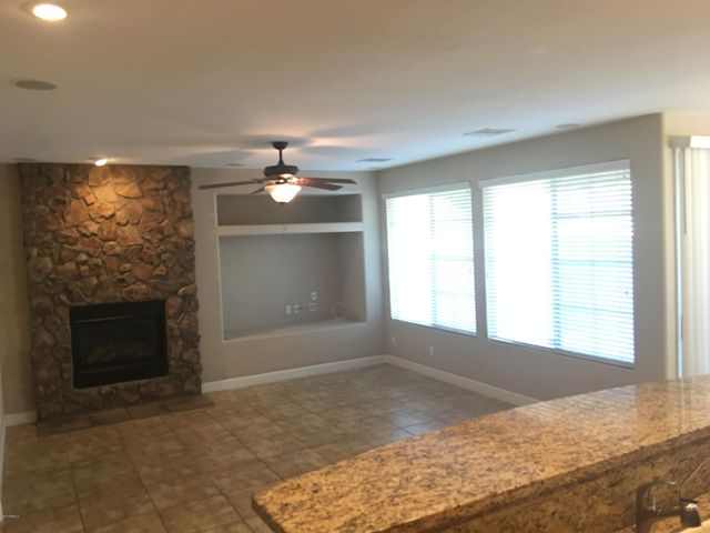 300 W Wisteria Place, Chandler, AZ 85248