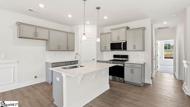 616 Jules Lane, Moore, SC 29369