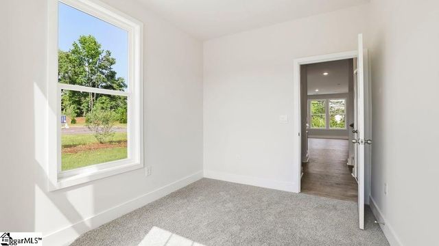 616 Jules Lane, Moore, SC 29369