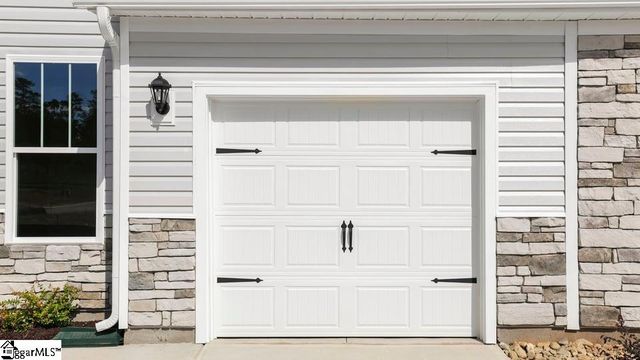 616 Jules Lane, Moore, SC 29369