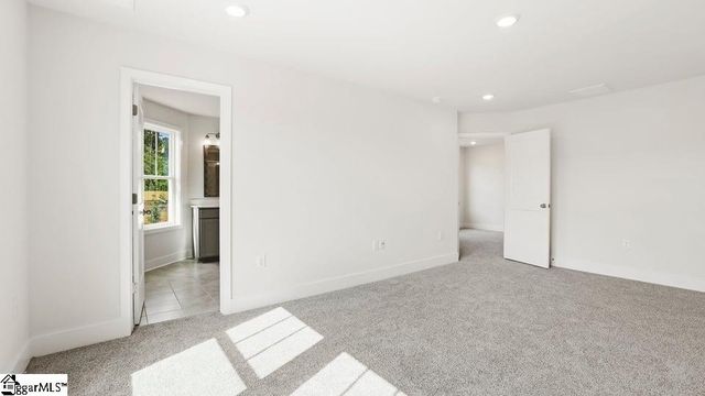 616 Jules Lane, Moore, SC 29369