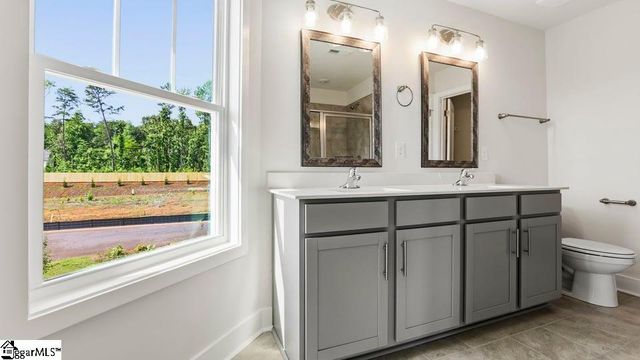 616 Jules Lane, Moore, SC 29369