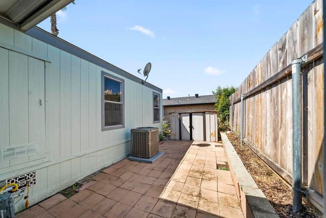 9902 Jamacha Blvd 13, Spring Valley, CA 91977
