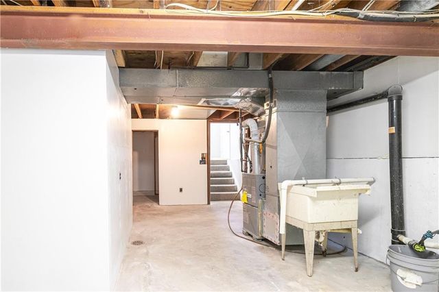 8920 E 81st Street, Raytown, MO 64138