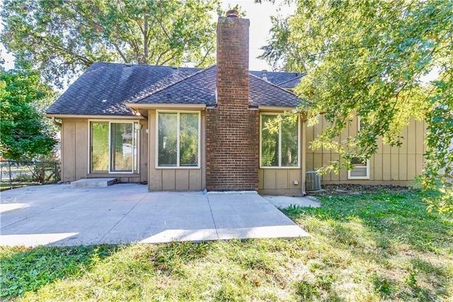 8920 E 81st Street, Raytown, MO 64138