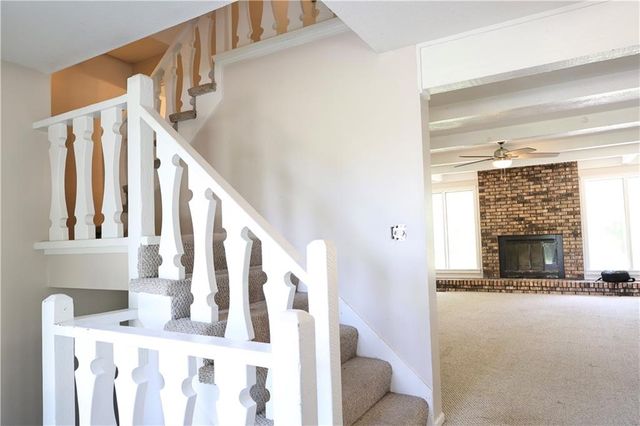8920 E 81st Street, Raytown, MO 64138