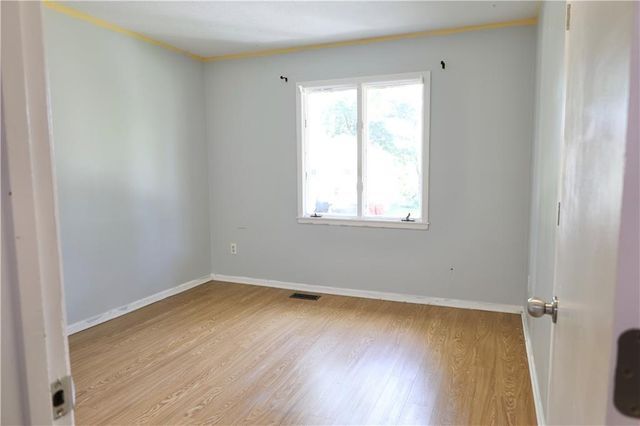 8920 E 81st Street, Raytown, MO 64138