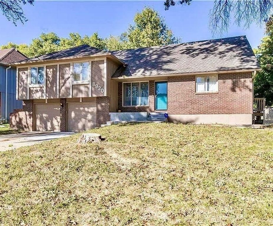 8920 E 81st Street, Raytown, MO 64138