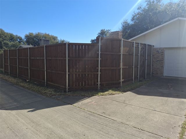 1503 Hayfield Drive, Plano, TX 75023