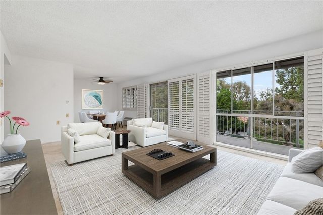 656 Avenida Sevilla O, Laguna Woods, CA 92637