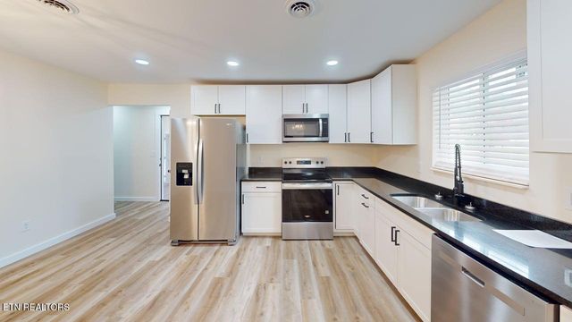 268 Blecher Lane, Kyles Ford, TN 37765