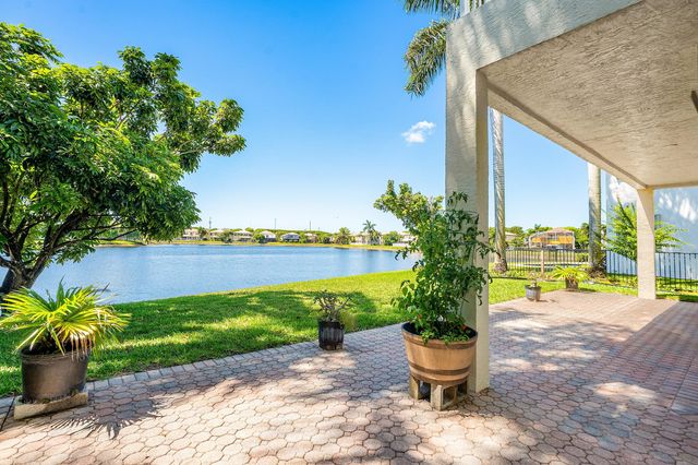 2709 Shaughnessy Drive, Wellington, FL 33414