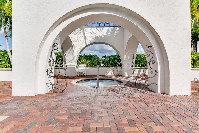 2709 Shaughnessy Drive, Wellington, FL 33414