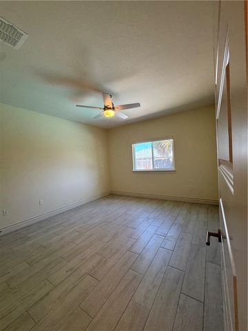 14869 Lighthouse Dr, Corpus Christi, TX 78418