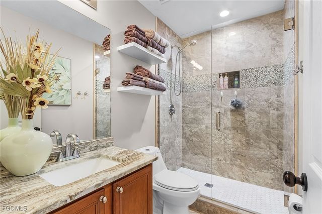 3331 Dandolo CIR, Cape Coral, FL 33909