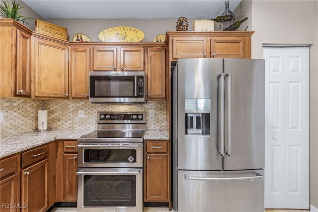 3331 Dandolo CIR, Cape Coral, FL 33909