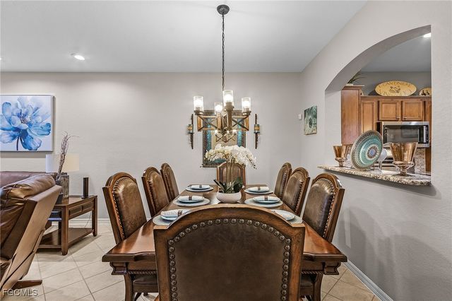 3331 Dandolo CIR, Cape Coral, FL 33909