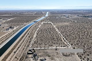 11 AC Sacramento Road, Phelan, CA 92371