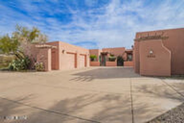7659 S Vivaldi Court, Tucson, AZ 85747