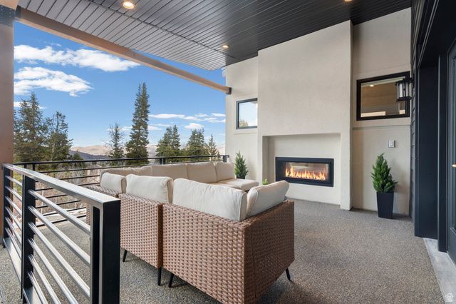 200 MATTERHORN DR, Park City, UT 84098