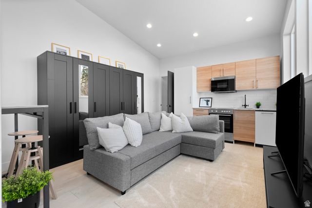 200 MATTERHORN DR, Park City, UT 84098