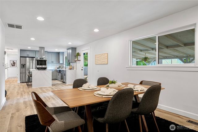 12603 Military Road E, Puyallup, WA 98374