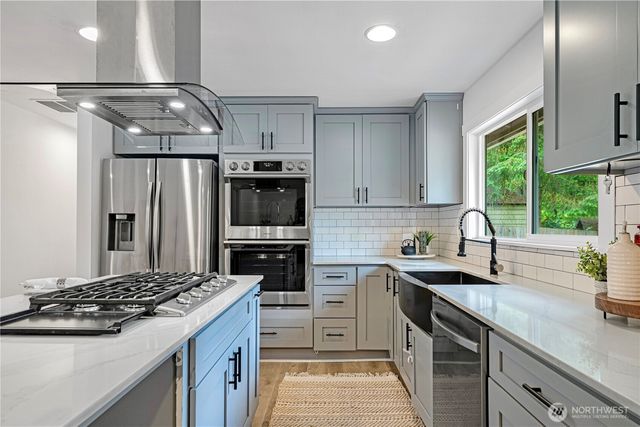 12603 Military Road E, Puyallup, WA 98374