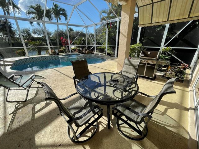 937 Augusta Pointe Drive, Palm Beach Gardens, FL 33418