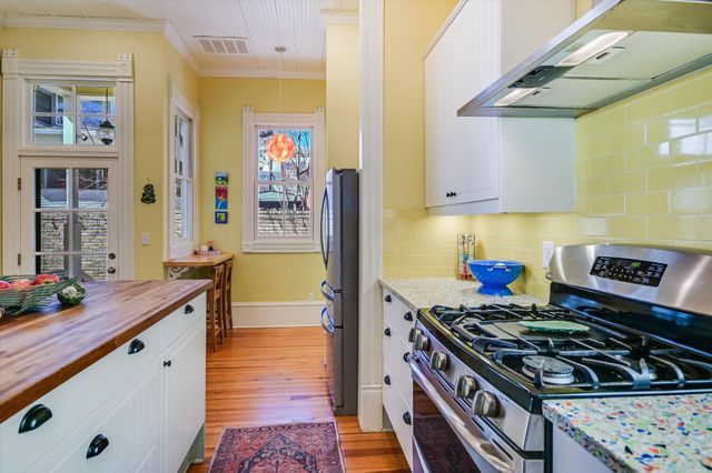 902 Blanco ST, Austin, TX 78703