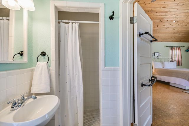 902 Blanco ST, Austin, TX 78703